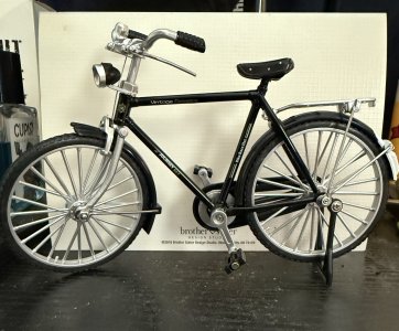 rsz_1toy_bike.jpg