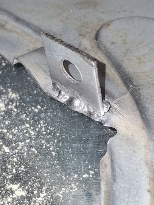 L braket mount.jpg