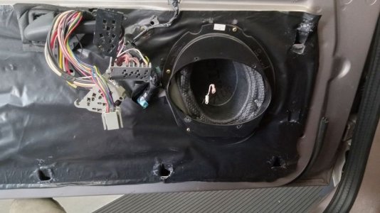 speaker housing.jpg