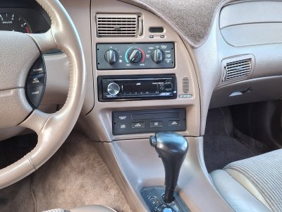 JVC KD-T925BTS.jpg JVC KD-T925BTS.jpg