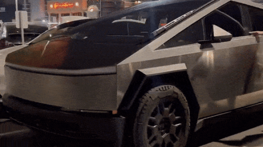 cybertruck-lightbar-animation.gif