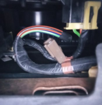 Lamp harness.jpg