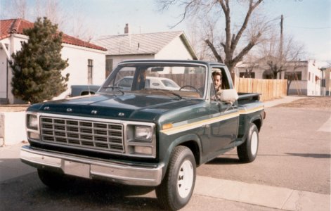 Dec_BradsTruck_1980Fordf150Stepside4Speed.jpg